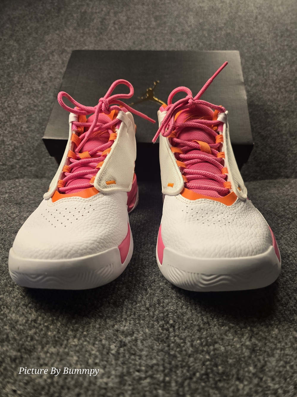 Jordan Max Aura 4 GS White Pinksicle Orange DV0490-168 Size 6.5Y/Women Size 8 - Picture 2 of 13